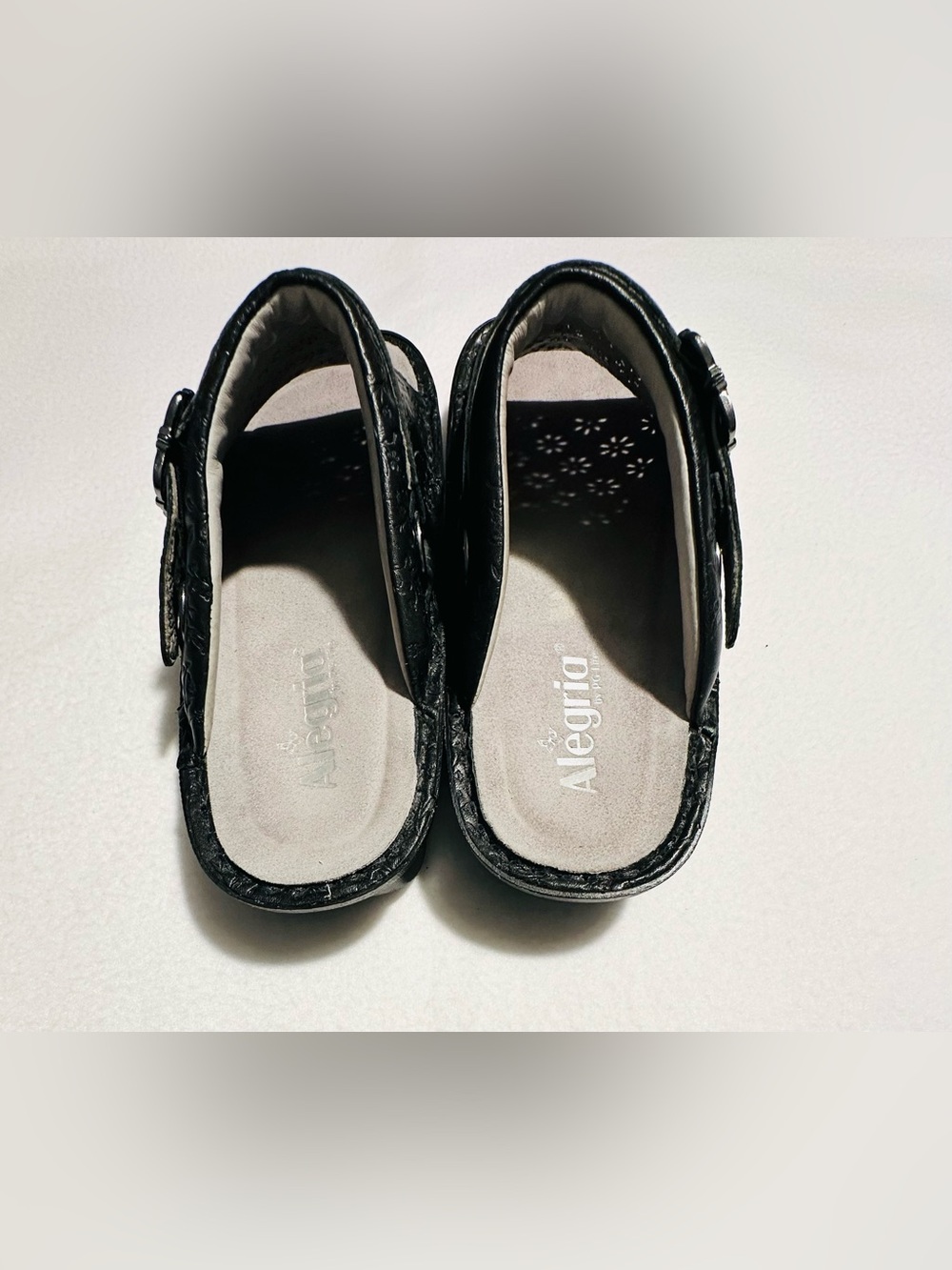 Alegria Klover Dearest Embossed Floral Leather Clog Sandal EU 41/10.5-11 US - Picture 5 of 10
